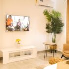 Studio apartment in labone TV area